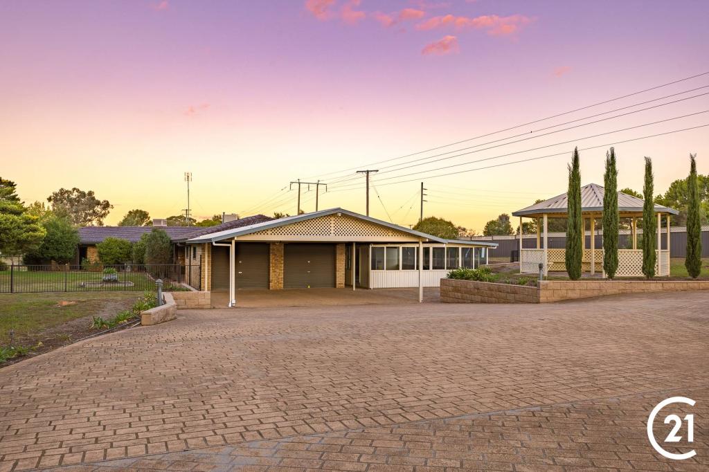 23 Parkes Rd, Forbes, NSW 2871