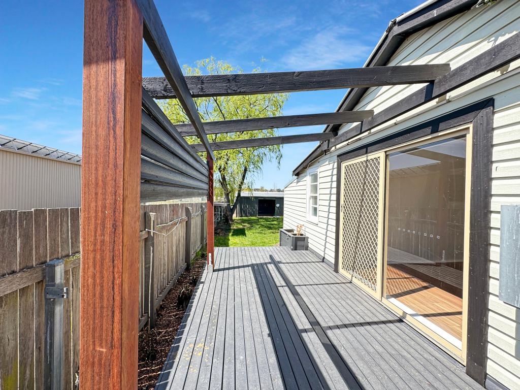 6 Marsh St, Uralla, NSW 2358