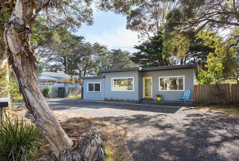 26 Grandview Gr, Cowes, VIC 3922