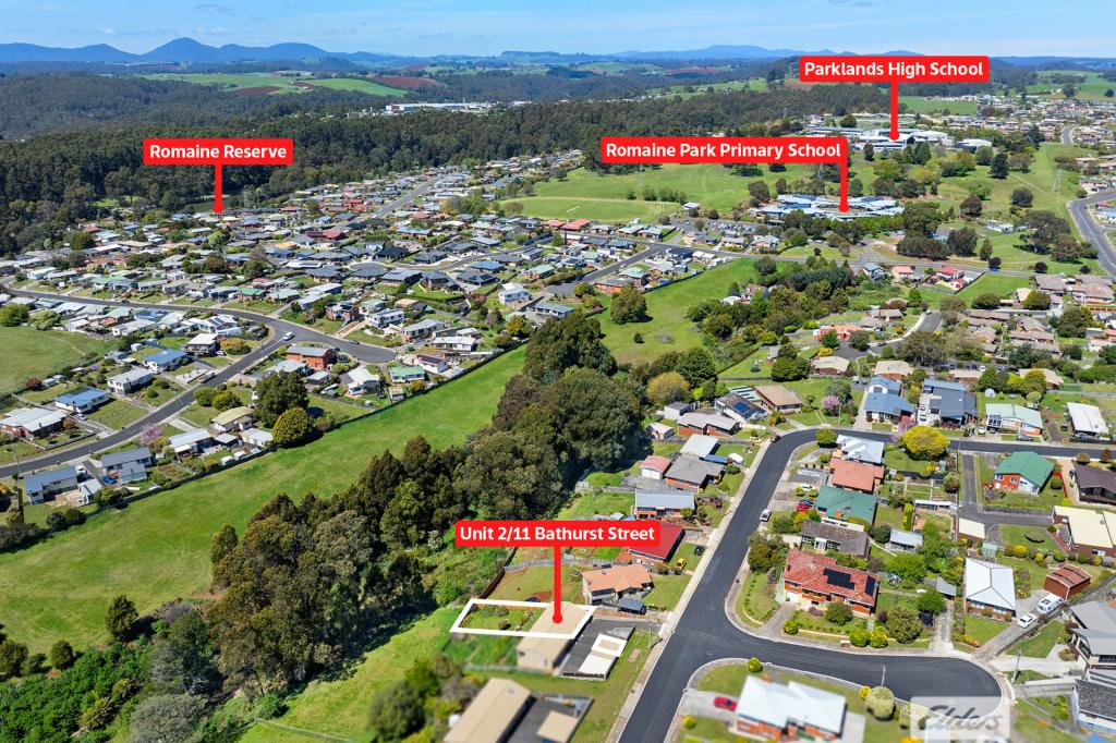2/11 Bathurst St, Upper Burnie, TAS 7320