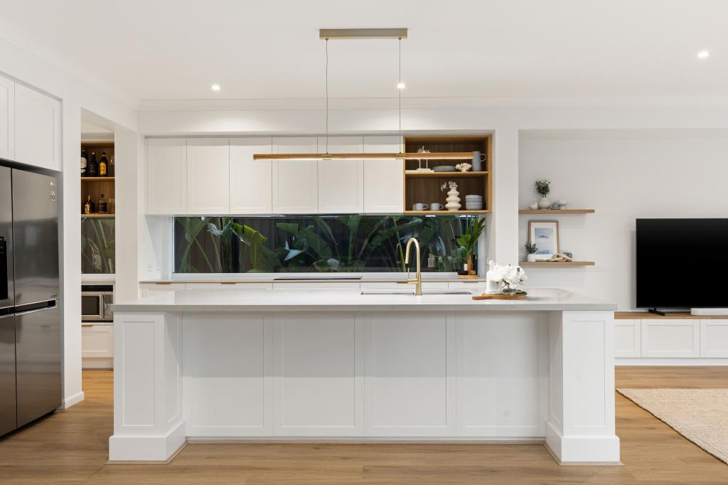 6 Ascot Cct, Palmview, QLD 4553