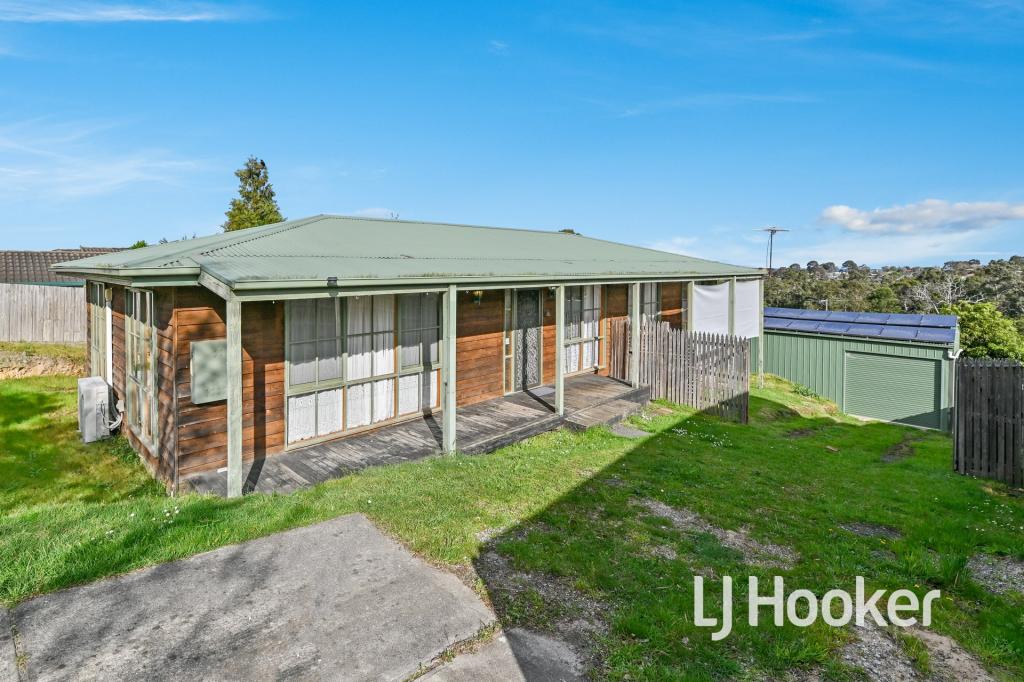 13 Breyleigh Dr, Pakenham, VIC 3810