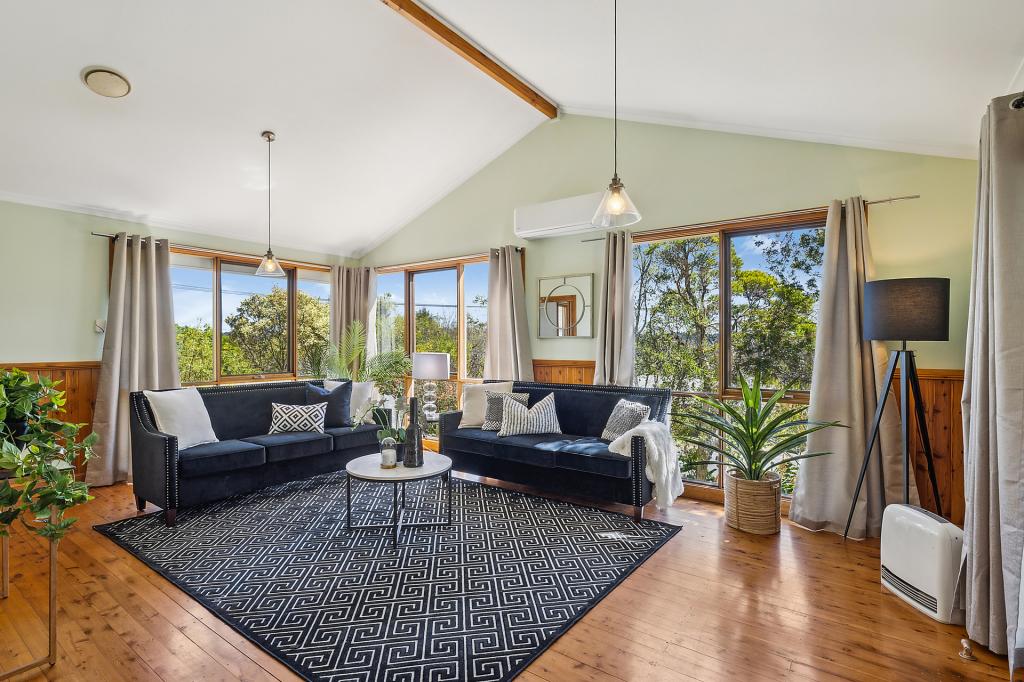 2 Maple Gr, Wentworth Falls, NSW 2782