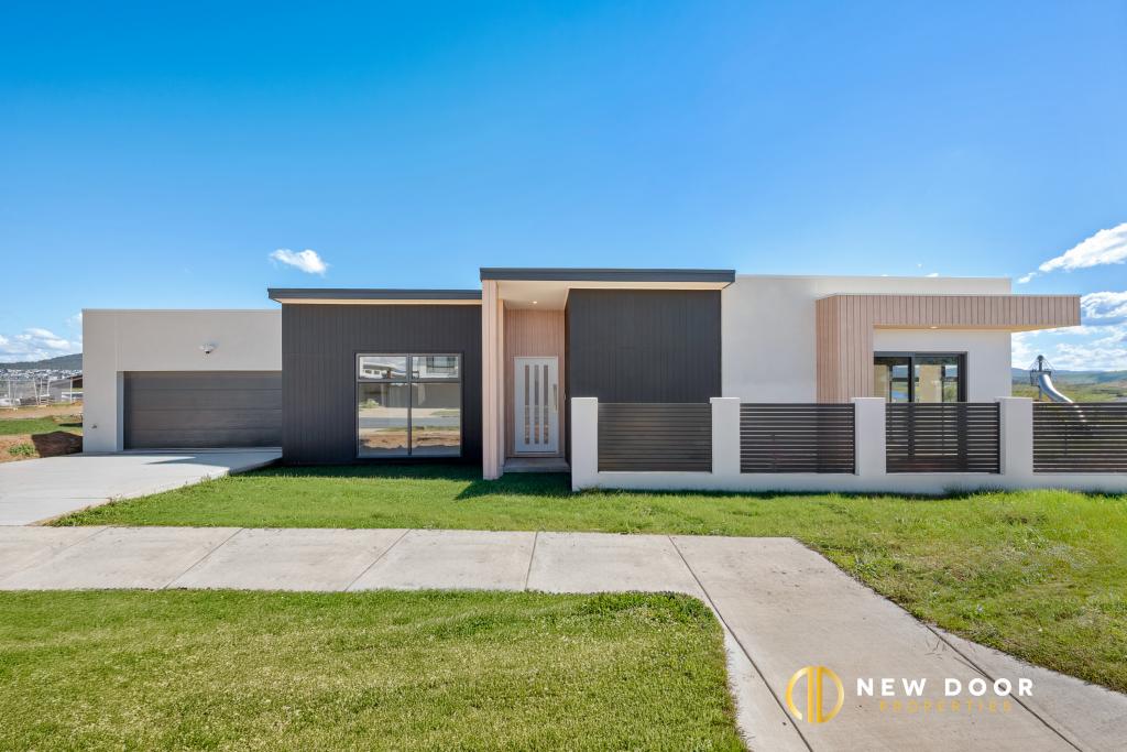 40 Inge King Cres, Whitlam, ACT 2611