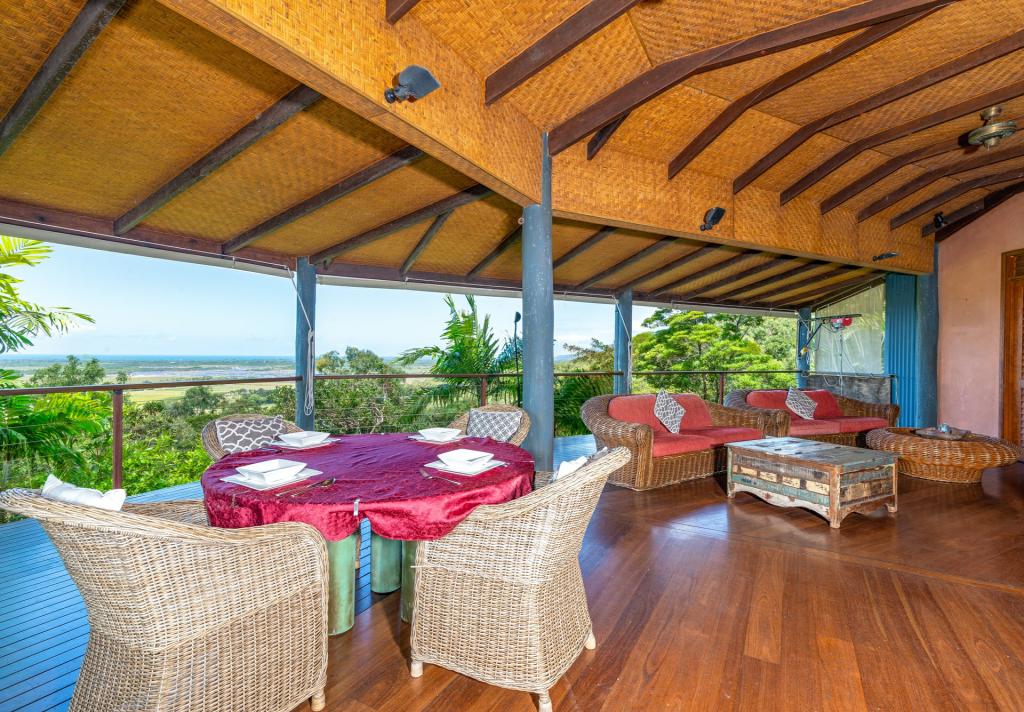 68 OCEAN VIEW ROAD KILLALOE, PORT DOUGLAS, QLD 4877