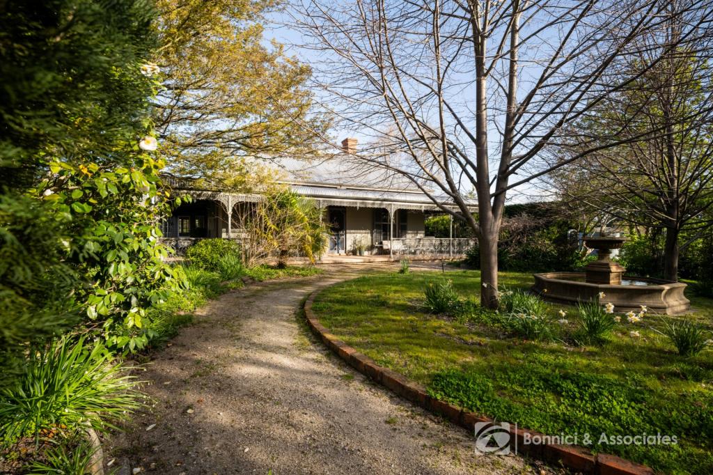 18 Victoria Rd, Beechworth, VIC 3747
