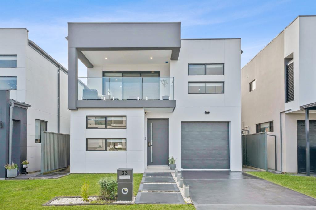 33 Pecan Cres, Riverstone, NSW 2765