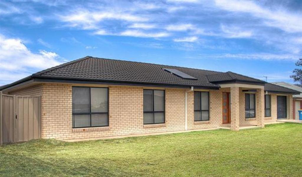 11 Apprentice Ave, Ashmont, NSW 2650