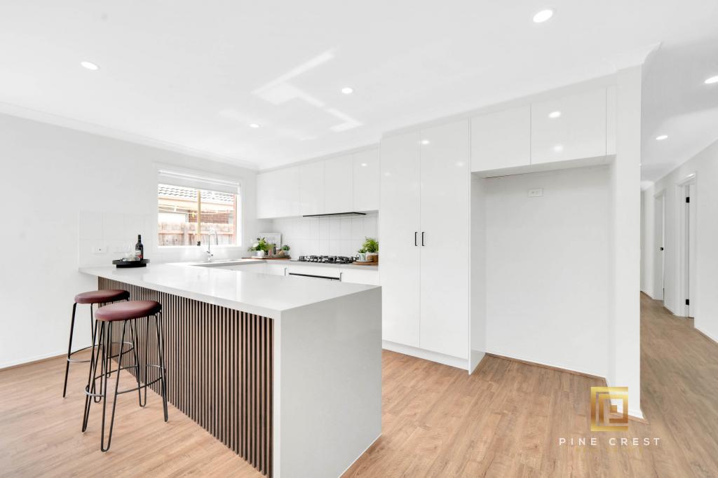 1 FLOWER GUM CRES, TARNEIT, VIC 3029