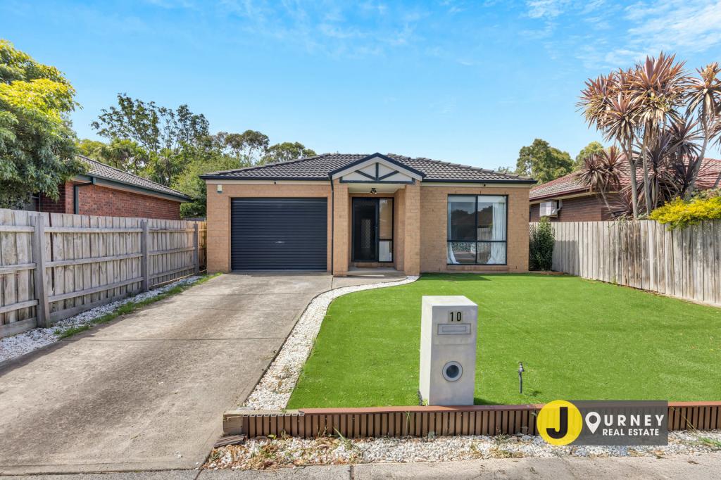 10 GRAY ST, CRANBOURNE NORTH, VIC 3977