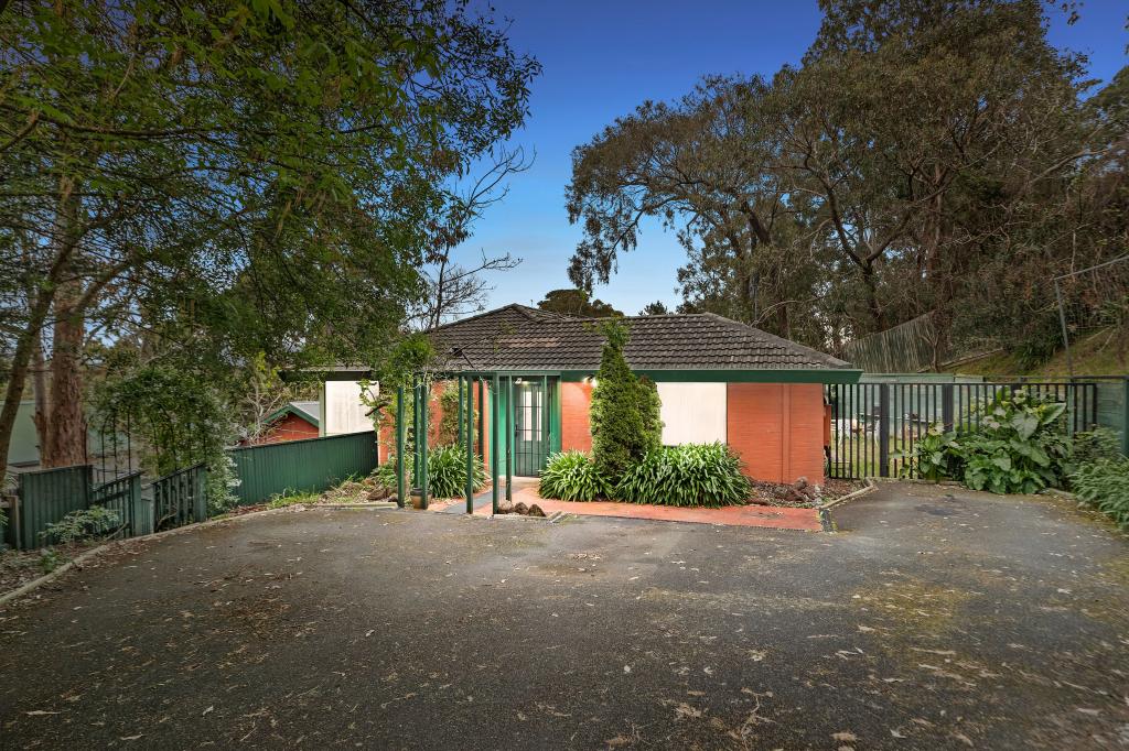 24 Craig Ave, Ferntree Gully, VIC 3156