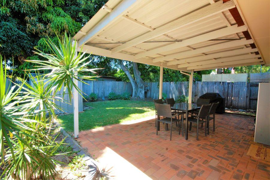 2/3 MEYER ST, SOUTHPORT, QLD 4215