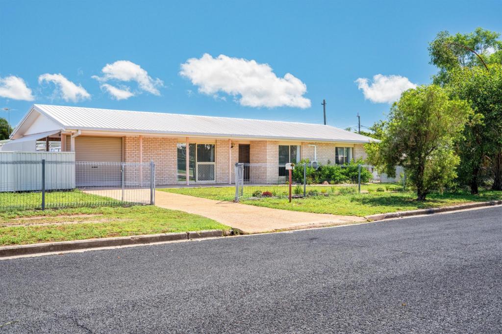 3 Bowyer Dr, Emerald, QLD 4720