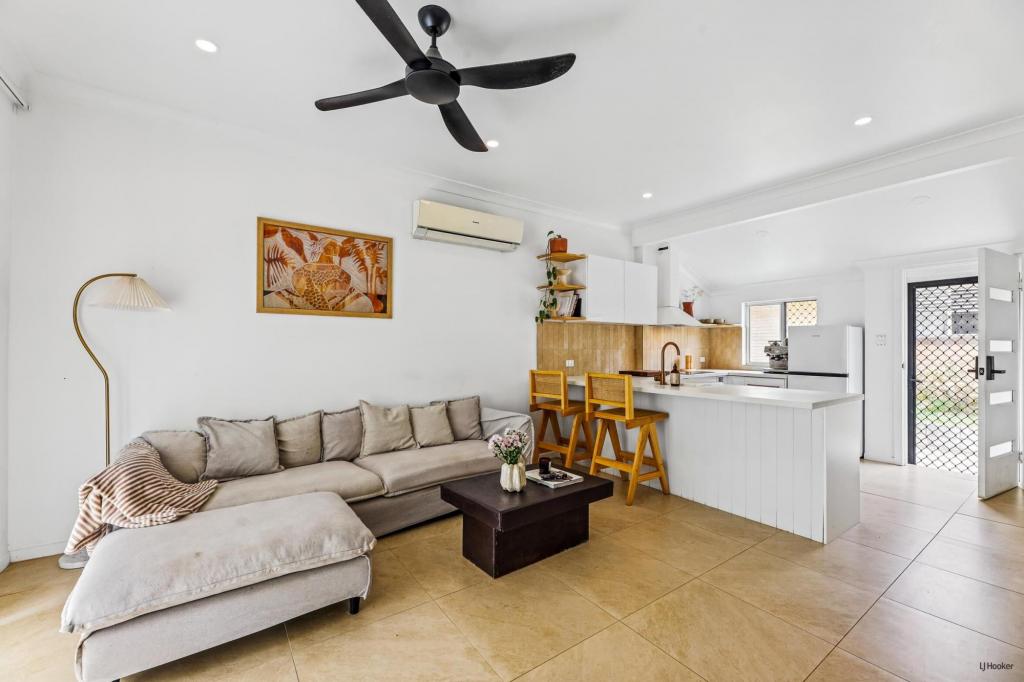 2/76 Dutton St, Coolangatta, QLD 4225