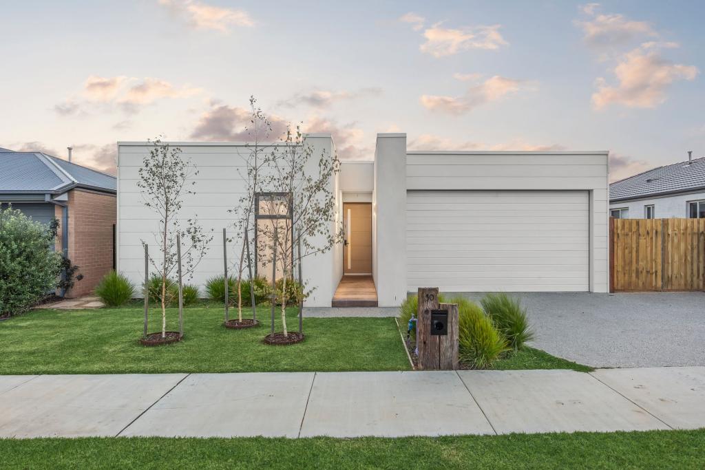 30 Robinson St, Armstrong Creek, VIC 3217