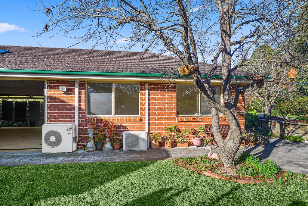 4 Victor Cres, Moss Vale, NSW 2577