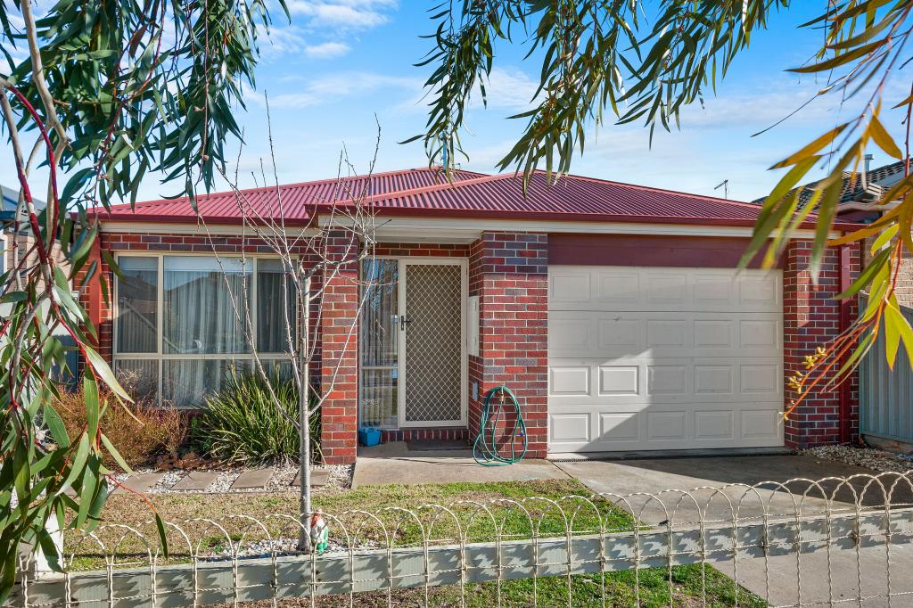 26 Yarra Park Dr, Sebastopol, VIC 3356