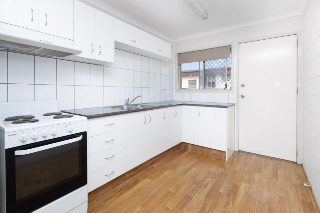 2/44 Defiance Rd, Logan Central, QLD 4114