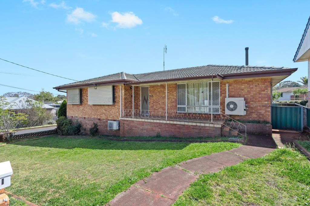 77a North St, Harlaxton, QLD 4350