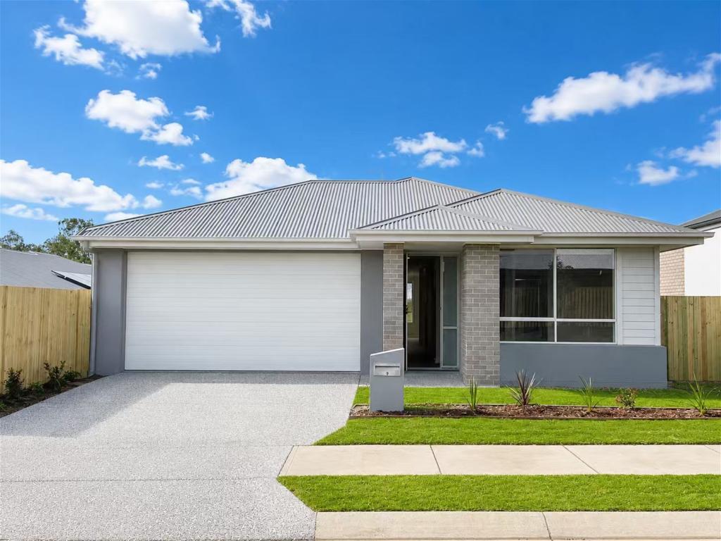 9 Suncrest Mews, Redbank Plains, QLD 4301