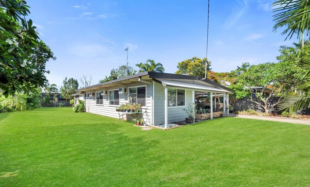 3 Jessie Cl, Yorkeys Knob, QLD 4878