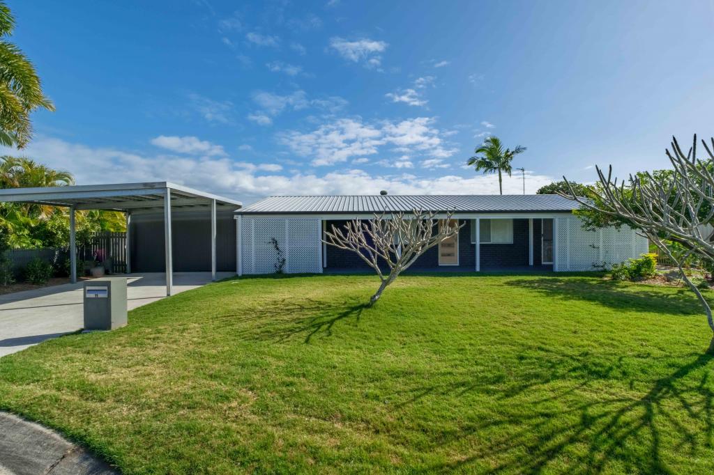 11 LAKESIDE CT, TORQUAY, QLD 4655