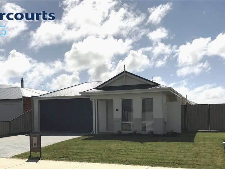 11 CURRAWONG WAY, AUSTRALIND, WA 6233
