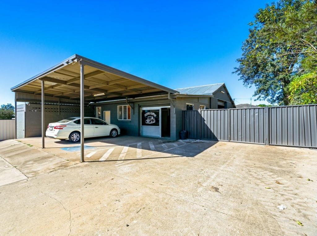 2/78 Railway, Gatton, QLD 4343