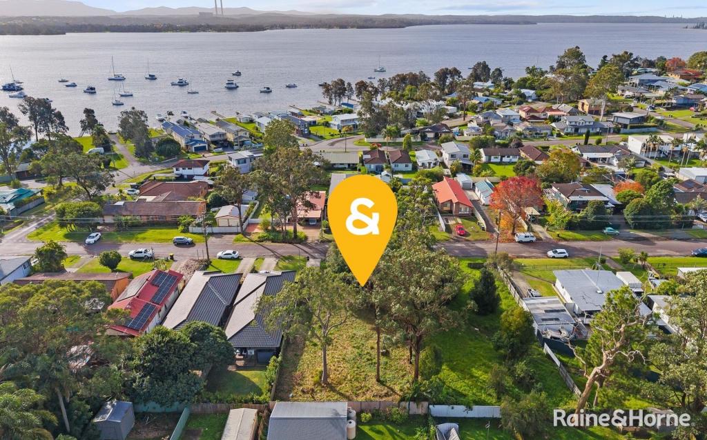 60-62 Wood St, Bonnells Bay, NSW 2264