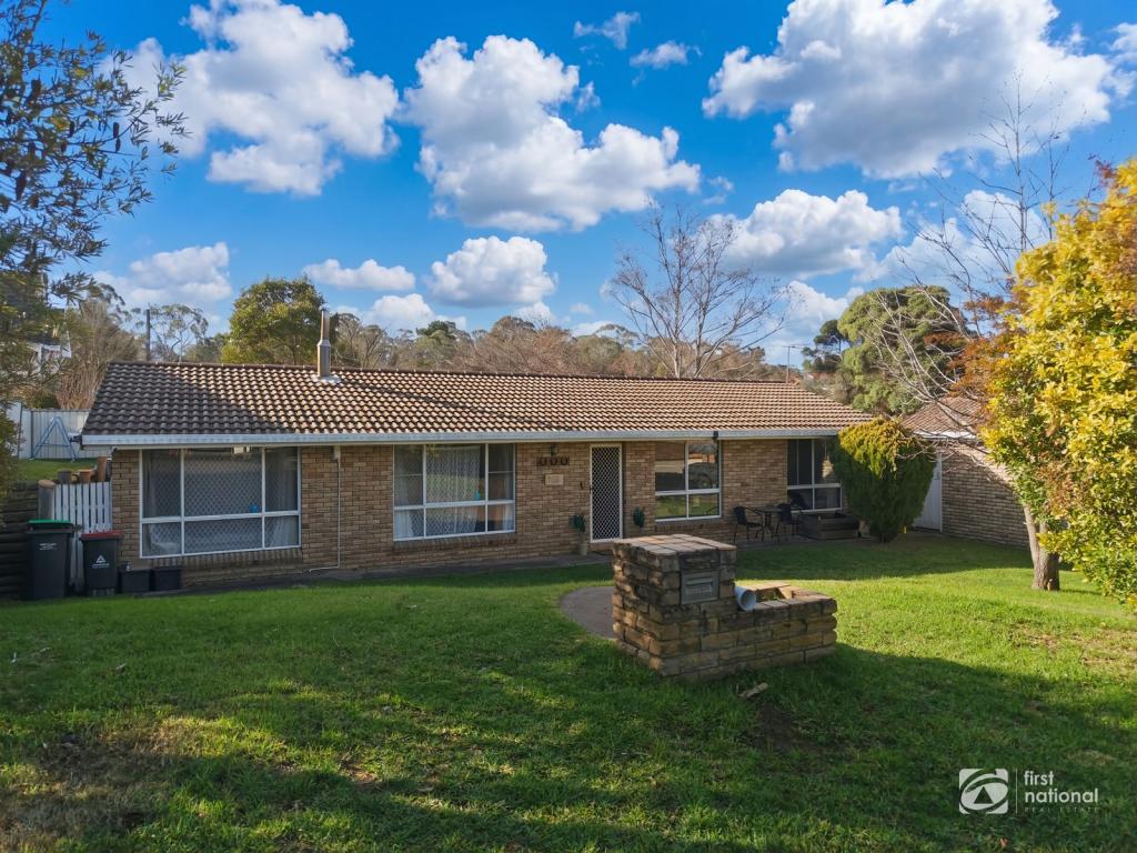 4 Peters Pl, Armidale, NSW 2350