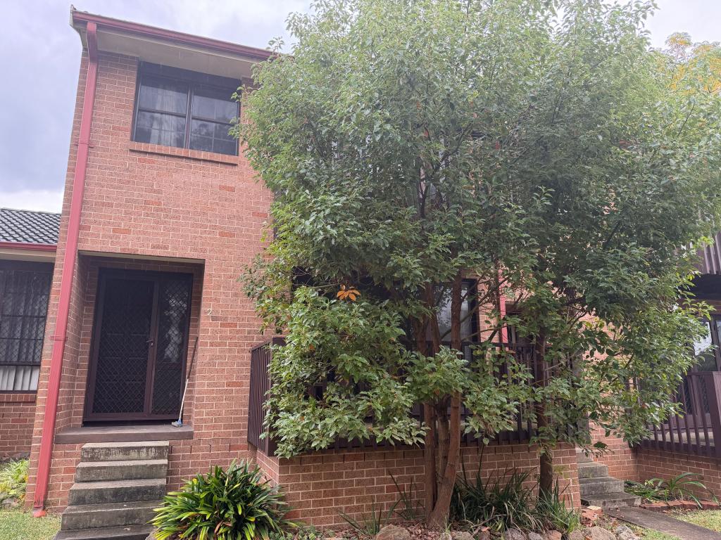 2/9 Clifford Cres, Ingleburn, NSW 2565
