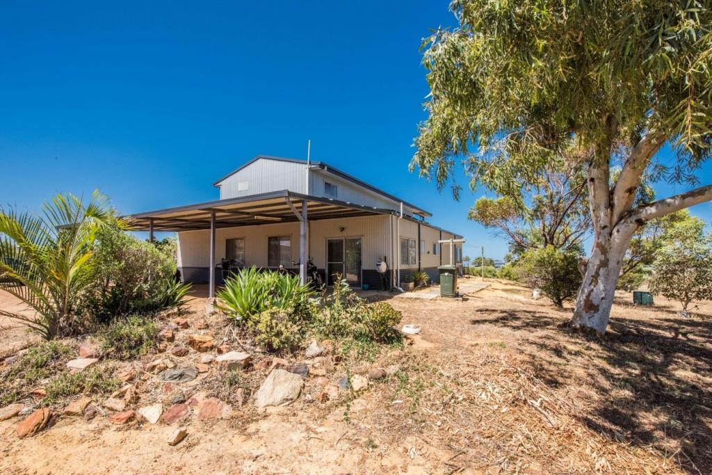 61 Wittenoom Cir, White Peak, WA 6532