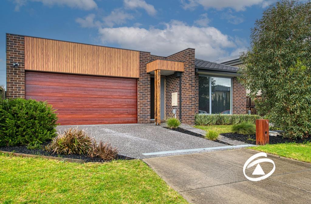 5 Pettit Cl, Berwick, VIC 3806