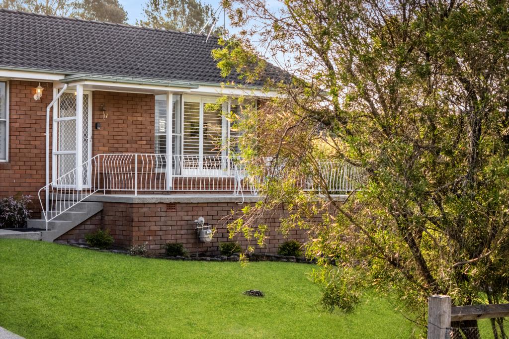 17 Lovelle St, Moss Vale, NSW 2577