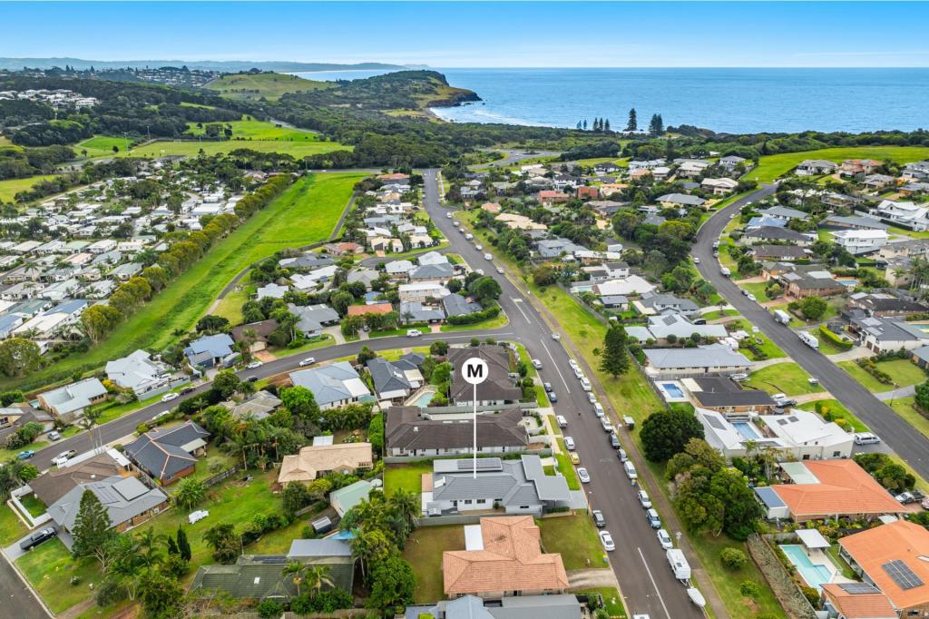 45 HEADLANDS DR, SKENNARS HEAD, NSW 2478