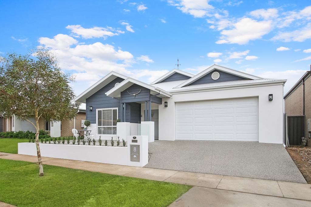 8 SILVERWOODS BVD, YARRAWONGA, VIC 3730