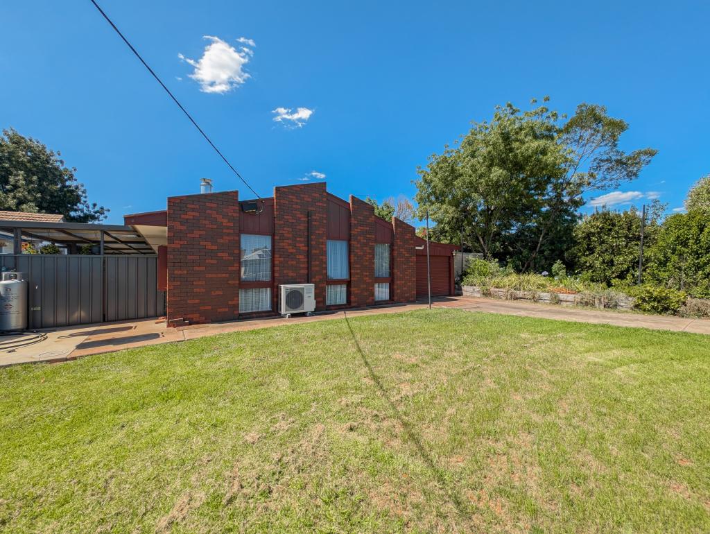 94 Lilac Ave, Kerang, VIC 3579