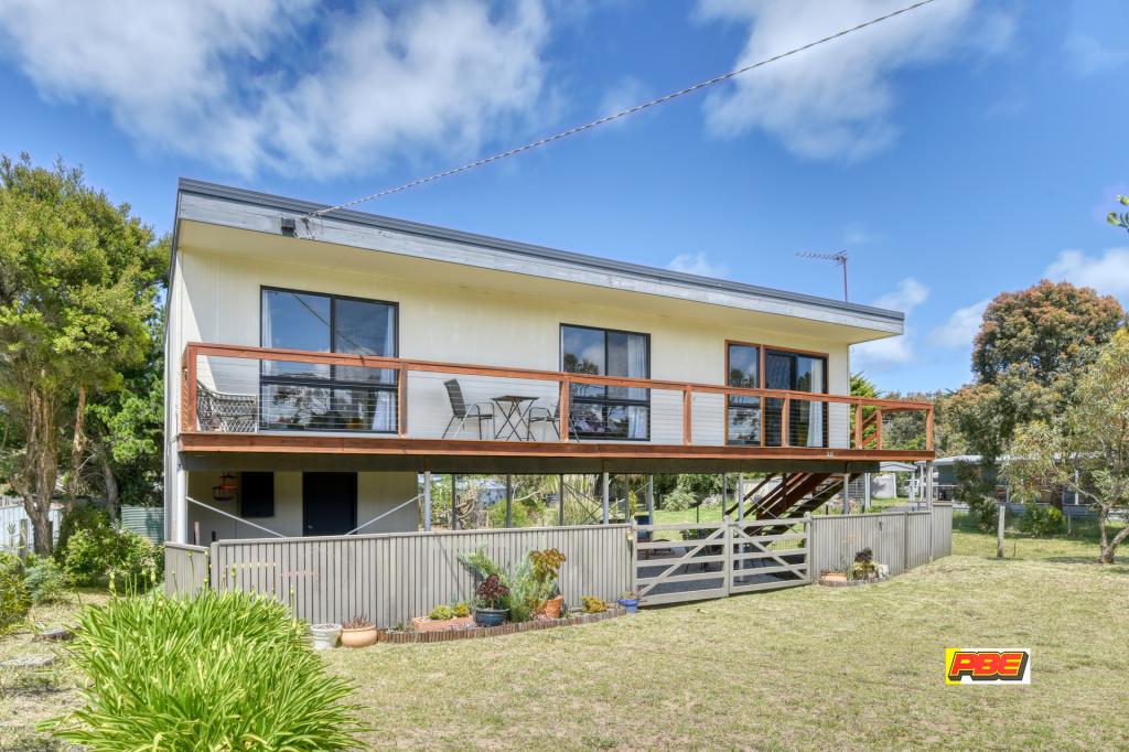 30 Saturn Pde, Venus Bay, VIC 3956