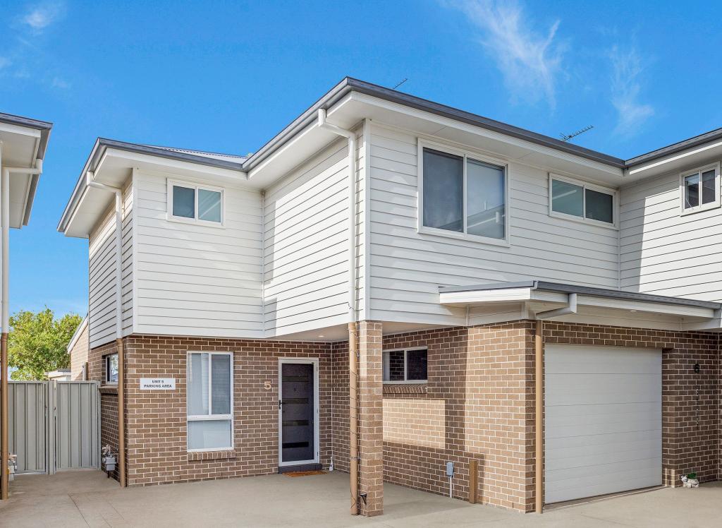 5/3 Amaral Ave, Albion Park, NSW 2527