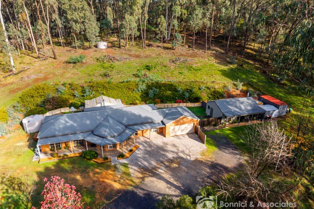 127 Old Stanley Rd, Beechworth, VIC 3747