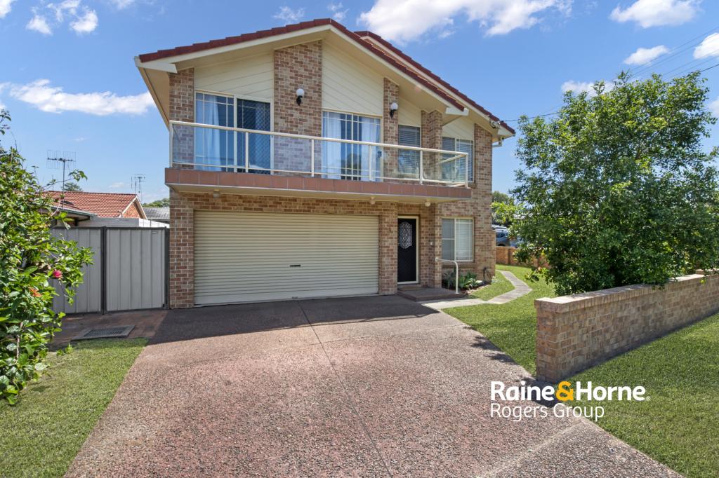 1/16 CROSSINGHAM ST, CANTON BEACH, NSW 2263