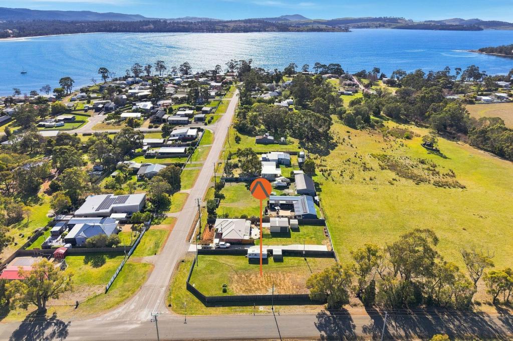 2 Jetty Rd, Orford, TAS 7190