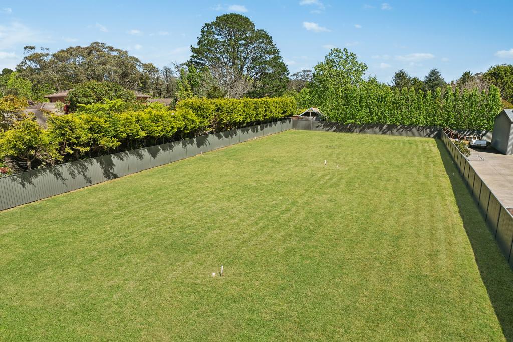 60b Waratah Rd, Wentworth Falls, NSW 2782