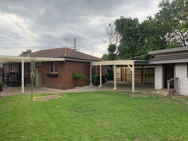 6 Mcglynn Ave, South Morang, VIC 3752