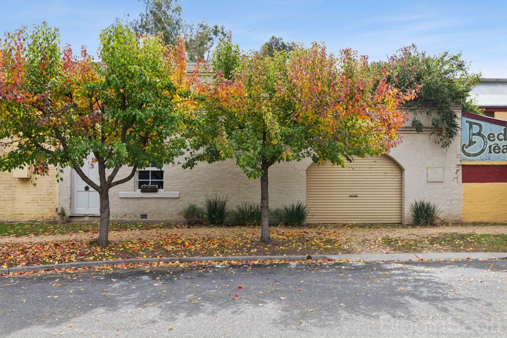 31 Fryers St, Guildford, VIC 3451