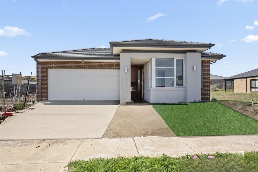 17 TEMPLEMORE RD, BEVERIDGE, VIC 3753