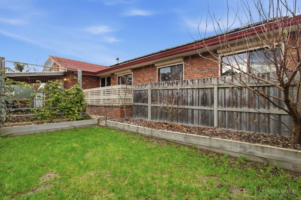 15 Dudley Ct, Newborough, VIC 3825