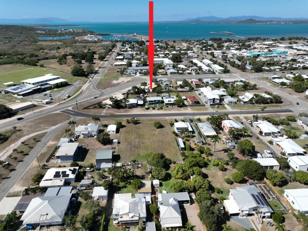 6 /2a Powell St, Bowen, QLD 4805