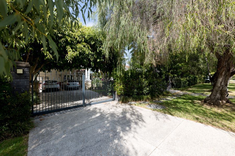 38 Riley Rd, Claremont, WA 6010