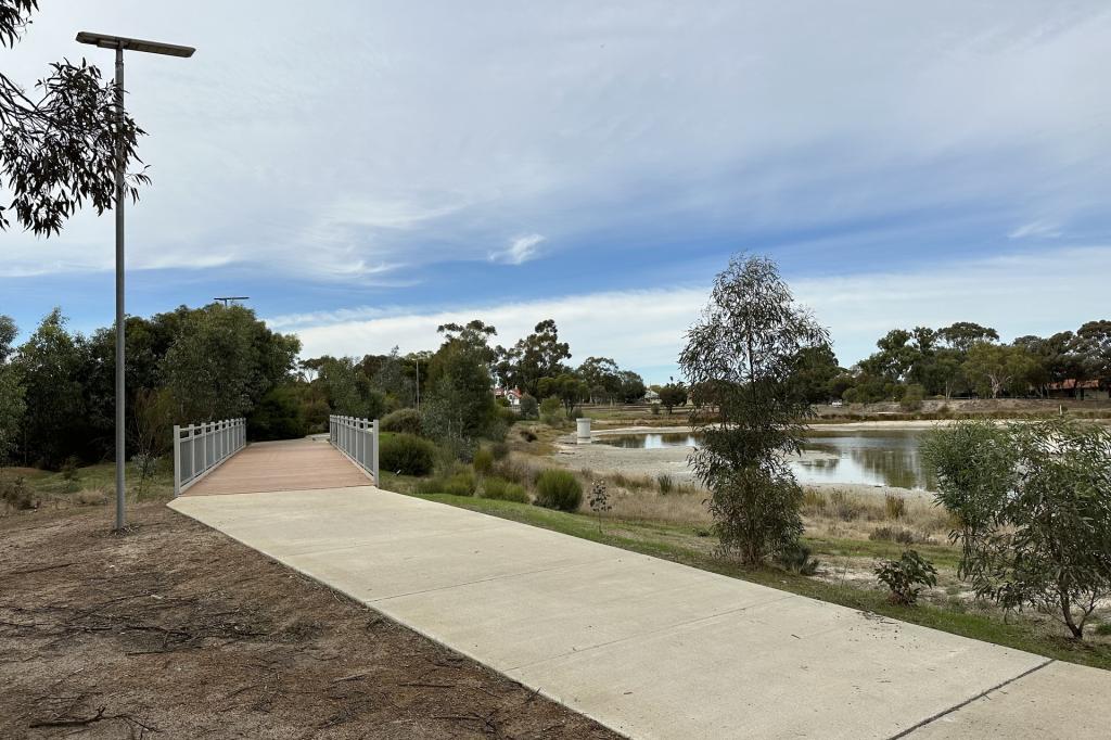 15 Kaatanup Loop, Katanning, WA 6317